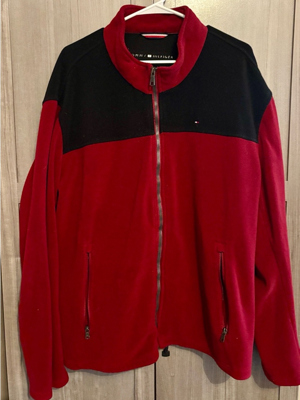 Tommy Hilfiger Men’s XXL Red Black Fleece Full Zip Outdoor Jacket